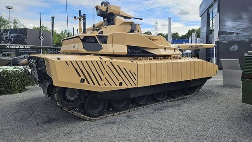 Ostatecznie prototyp czołgu Leopard 2A-RC 3.0 zaprezentowany w działaniu