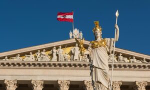 Nowe przepisy w Austrii nakładające obowiązek pracy na migrantów grożą zmniejszeniem kieszonkowego.