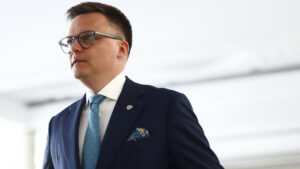 Sondaż: Polacy nie chcą Szymona Hołowni na prezydenta w wyborach w Polsce