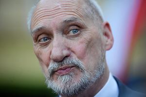 Za moment zostanie opublikowany raport podkomisji smoleńskiej. Minister Macierewicz zwołuje konferencję prasową w sprawie "Ratownictwa dla Putina przez Tuska".