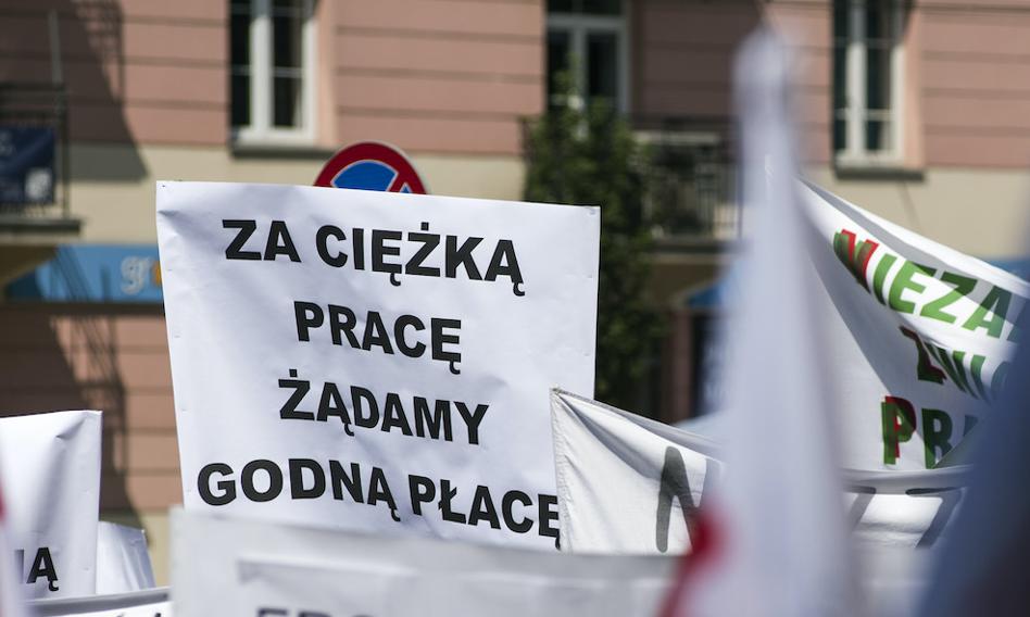 Pracownicy zgłaszają do PIP przypadki nieterminowego wypłacenia wynagrodzeń o wartości przekraczającej 250 milionów złotych