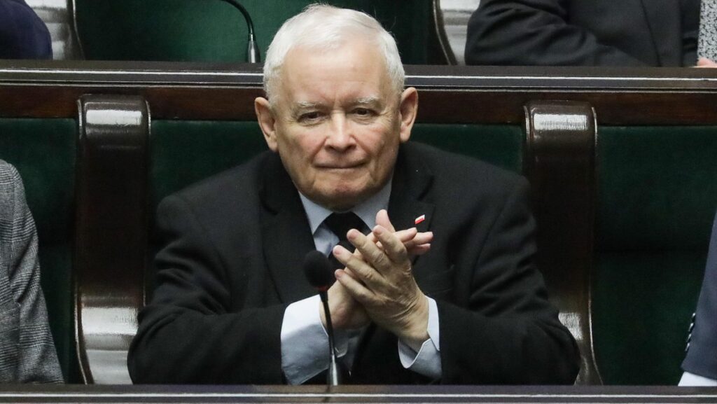 Ocalenie dla Polski? Zbrodniomyśl: Jarosław nie podoła już temu ciężarowi [KOMENTARZ]