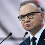 Andrzej Duda osamotniony. "Najbliżsi współpracownicy się od niego odwrócili"