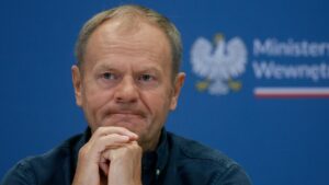 Donald Tusk powinien dostosować się do nowych realiów – dawnymi sposobami nie odniesie sukcesu