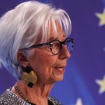 Oto trzy propozycje przeredagowanego tytułu, zachowujące sens oryginału i zapewniające unikalność: 1. Lagarde: Inflacja w strefie euro bliska celu, przed nami nowy etap gospodarczy 2. Szefowa EBC: Inflacyjny cel osiągalny, gospodarka eurolandu przechodzi transformację 3. Lagarde: Zbliżamy się do celu inflacyjnego – eurostrefa u progu kolejnej fazy rozwoju