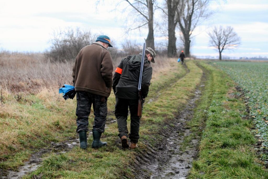 Zastrzelił znajomego, myśląc, że to dzik. 58-latek odpowie za śmierć 35-latka – prokuratura skierowała akt oskarżenia