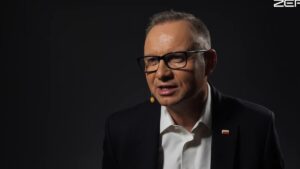 Duda rozmawia o Dudzie i dla Dudy. Pierwszy odcinek nowego programu byłego prezydenta skłania do przygnębiających przemyśleń [KOMENTARZ]