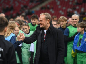 Tusk wybiera się na pizzę po sukcesie Nawrockiego z kebabem? „500 tysięcy lajków”