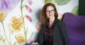 Stabilność zawodowa, własne lokum oraz wsparcie bliskich fundamentem decyzji o macierzyństwie