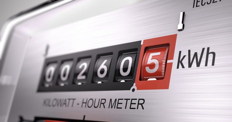 Jak obniżyć koszty energii elektrycznej? Sprawdź, jak małe urządzenie może pomóc Ci kontrolować rachunki za prąd