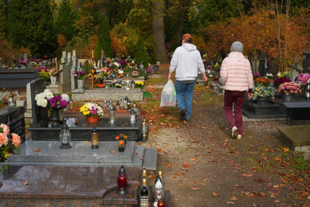 Ocieplenie na Wszystkich Świętych. Temperatura wyraźnie wzrośnie