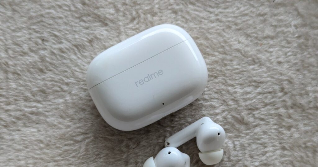 Recenzja słuchawek realme Buds T310: Niski koszt, wysoka jakość dźwięku?