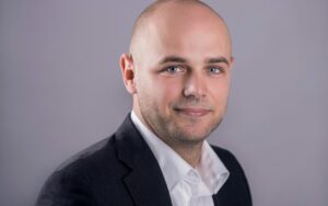 Jakim kapitałem warto dysponować, by inwestowanie miało sens?